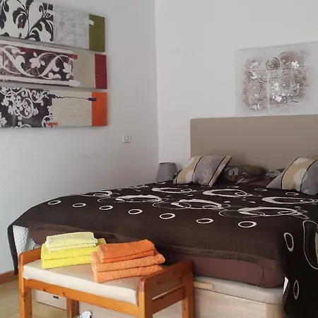 شقة сomfortable In Los Cristianos *